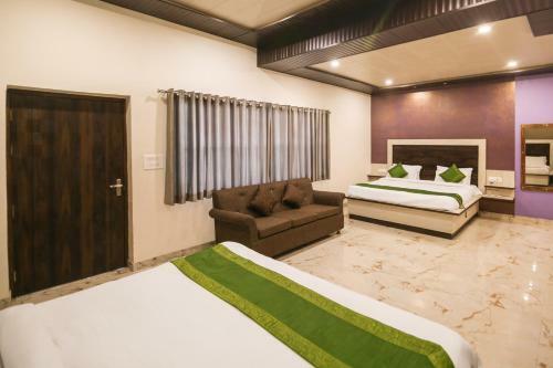 Hotel Yashogopal Resortico