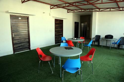 Hotel Shree Ananad Dham