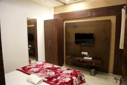 Hotel Shree Ananad Dham