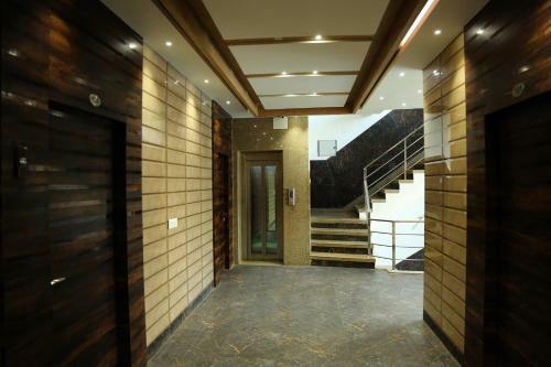 Hotel Shree Ananad Dham