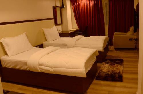 Hotel Karunyaresidency