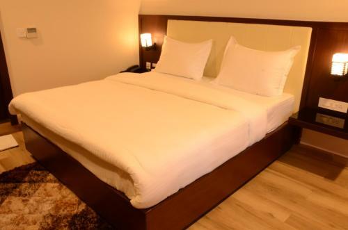 Hotel Karunyaresidency