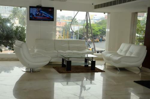 Hotel Karunyaresidency