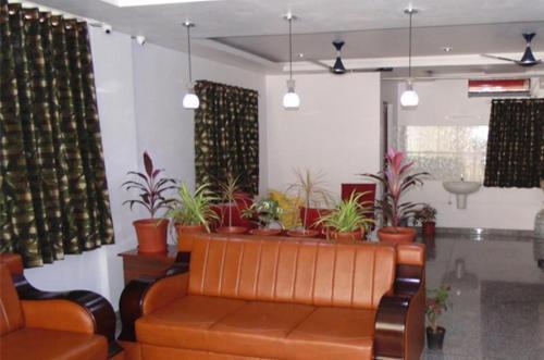 Hotel Gvk Inn