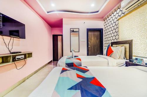 Hotel Fabexpress B Square