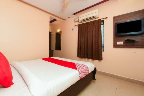 Hotel Oyo 22116 Savera Inn Lodge