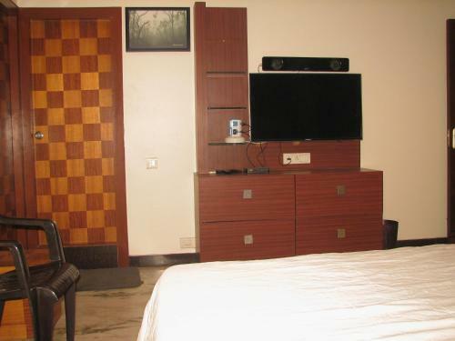 Atithi Comfort Homes (Exclusively For Families) - Royal