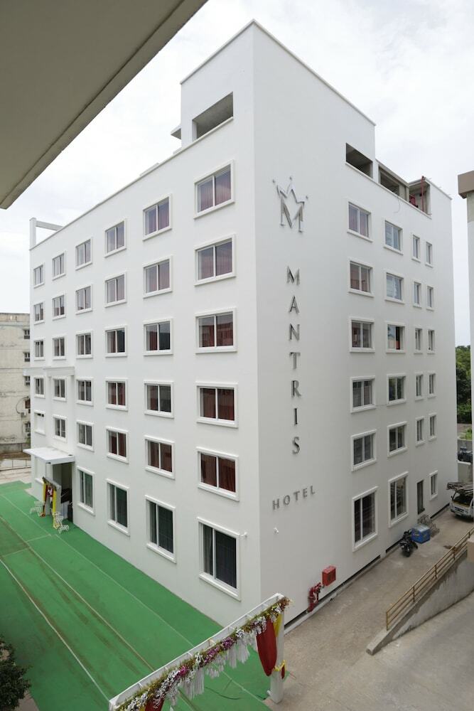 Mantris Hotel