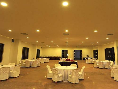 Hotel Amritara Ambatty Greens Resort