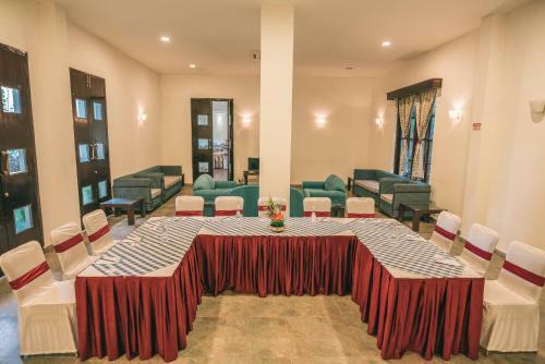 Hotel Amritara Ambatty Greens Resort