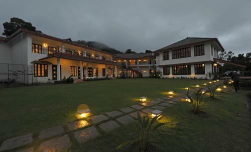 Hotel Amritara Ambatty Greens Resort