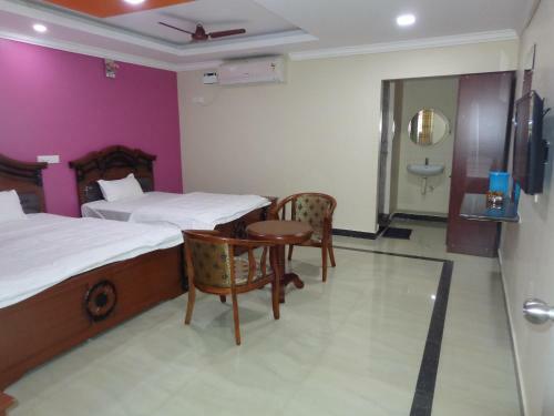 Lodge Krish Residency