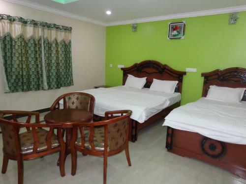 Lodge Krish Residency