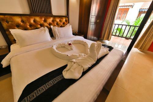 Hotel Emperor Resort & Spa