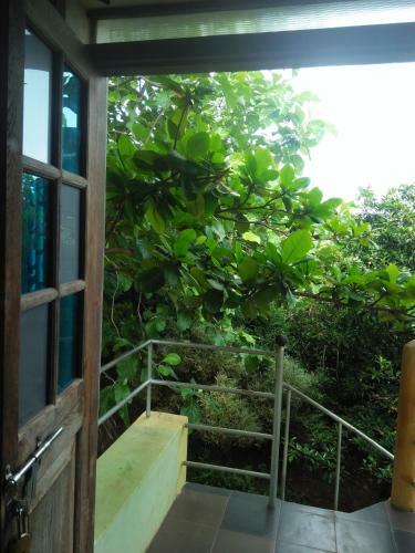 Hostal Adhi Homestay