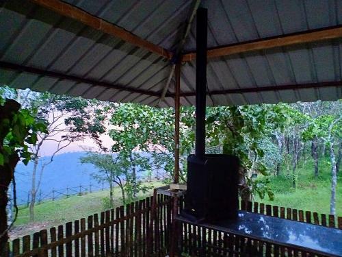Birders Den Camps