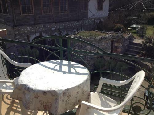 Hostal Vanda Guest House