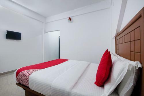 Hostal Oyo 41210 Zyair Inn Residency