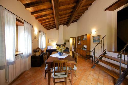 Borgo Alla Collina Villa Sleeps 10 Pool Wifi