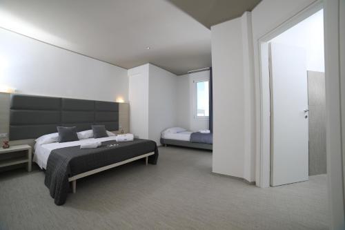 B&B Edonic
