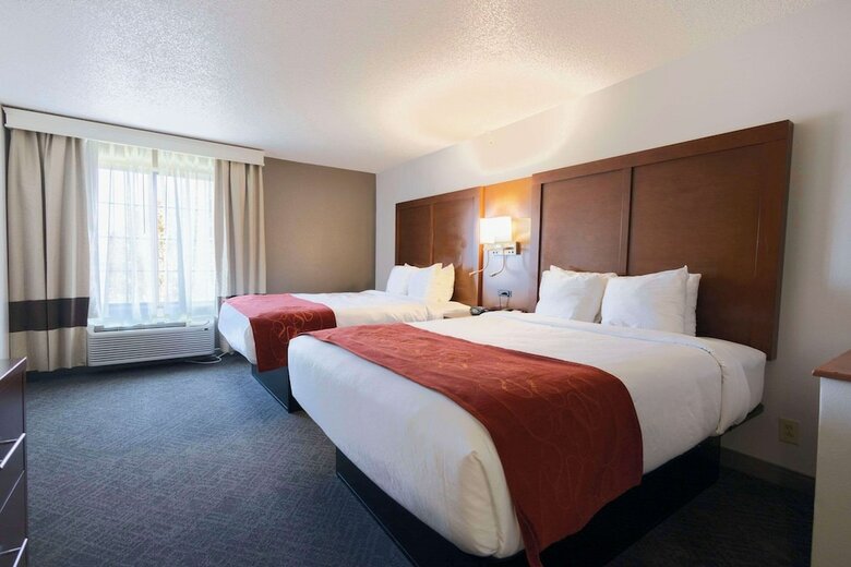 Hotel Comfort Suites