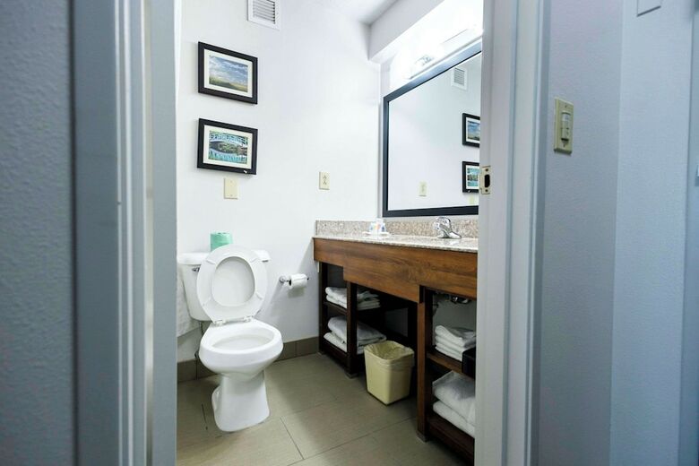 Hotel Comfort Suites