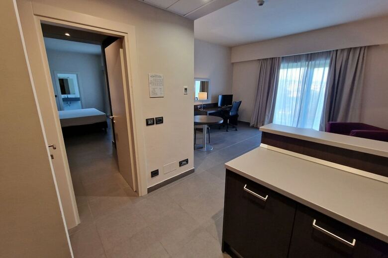Hotel Tulip Inn Naples Airport