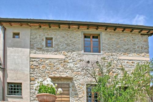 Grassina Ponte A Ema Apartment Sleeps 4 T241470