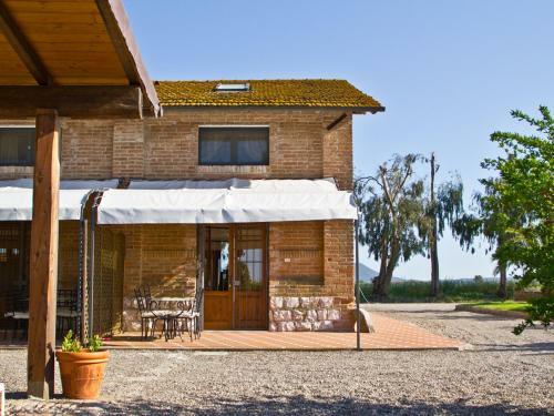 Grosseto Apartment Sleeps 4 Pool Air Con T247642