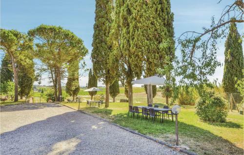 Four-bedroom Apartment In Montepulciano (si)