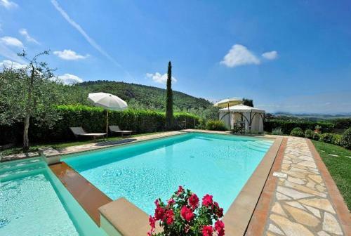 Iano Villa Sleeps 8 Pool Wifi