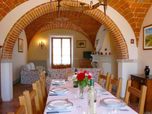 Campoleone Villa Sleeps 6 Pool Wifi