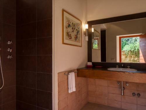 Campoleone Villa Sleeps 8 Pool Air Con Wifi