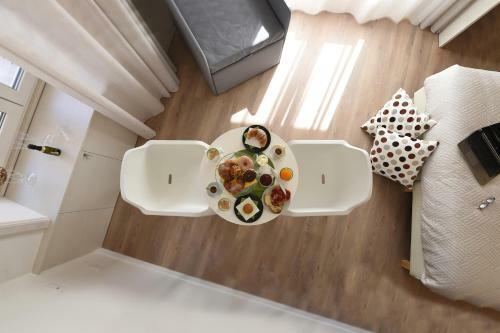 Hostal Nicola's Luxury Rooms