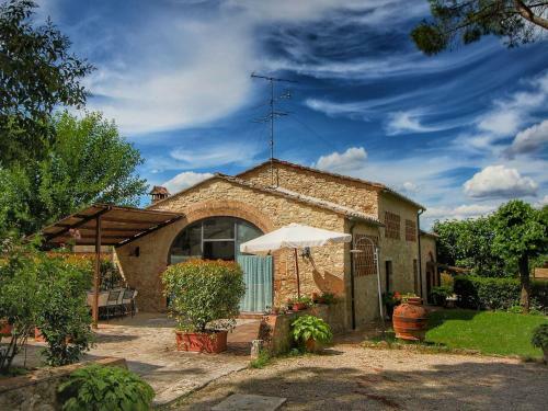 Holiday Home In Tuscany With Swimming Pool