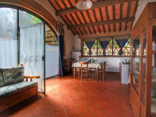 Holiday Home In Tuscany With Swimming Pool