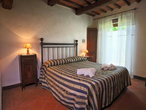 Holiday Home In Tuscany With Swimming Pool
