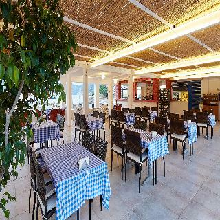 Admiral Beach Hotel