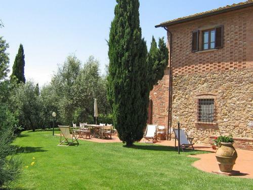 Montaione Apartment Sleeps 4