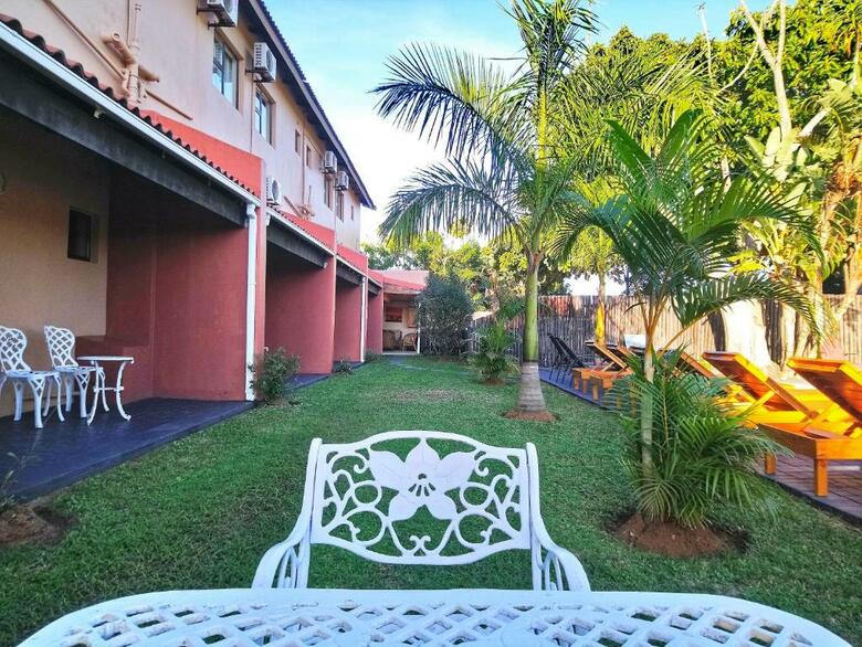 Elephant Lake Hotel