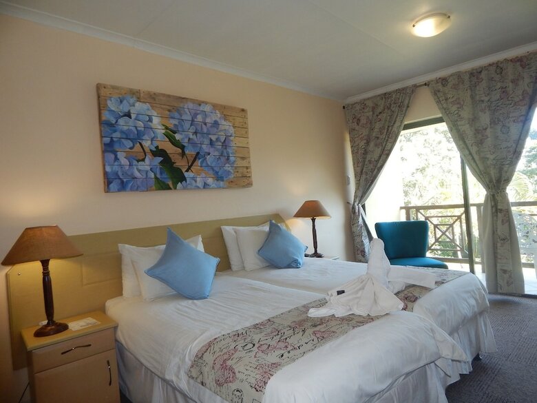 Elephant Lake Hotel