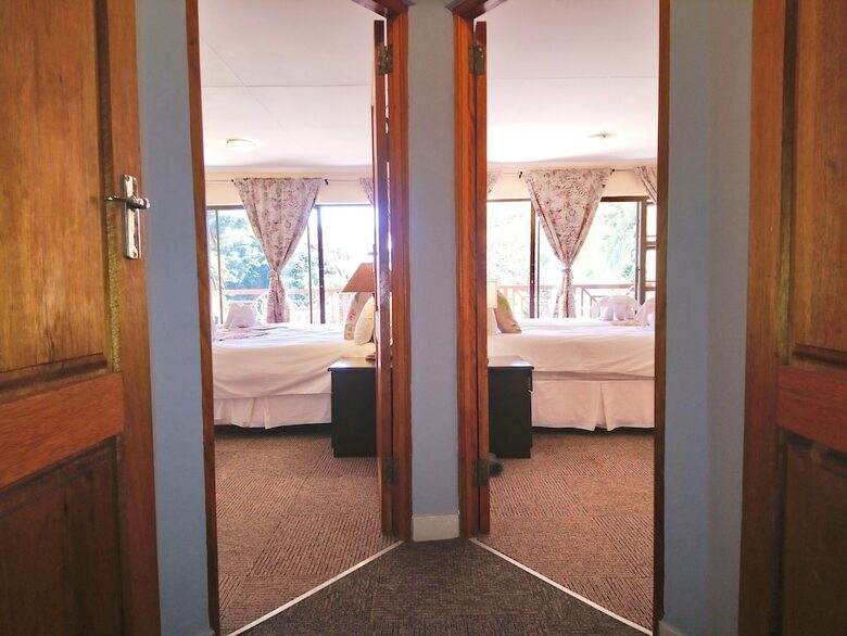 Elephant Lake Hotel