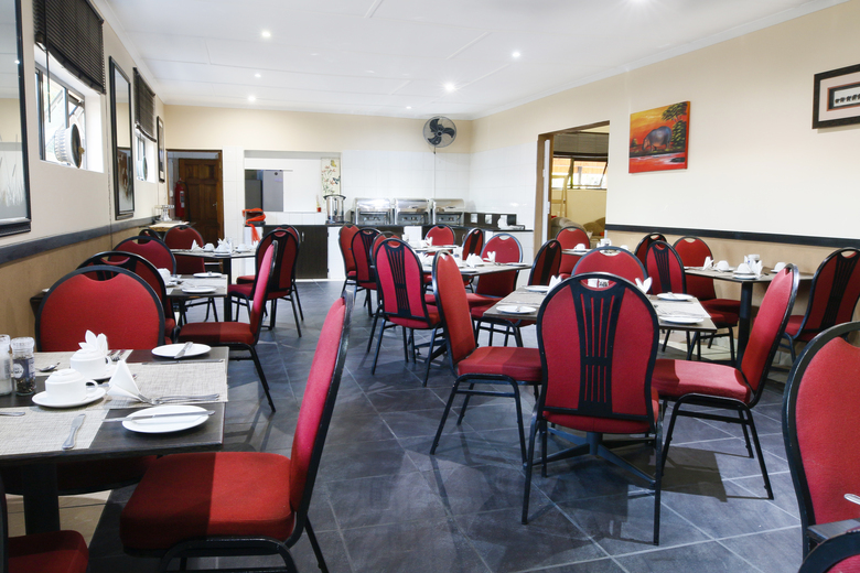 Elephant Lake Hotel
