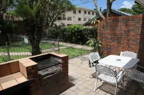 Flamingo Holiday Apartments