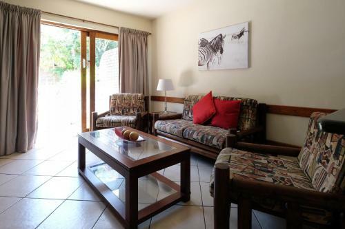 Flamingo Holiday Apartments