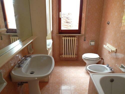 Apartamento N63 - Numana, Quadrilocale Con Corte A 200 Mt Dal Mare