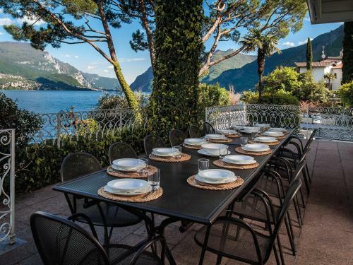 Oliveto Lario Villa Sleeps 14 Pool Air Con Wifi