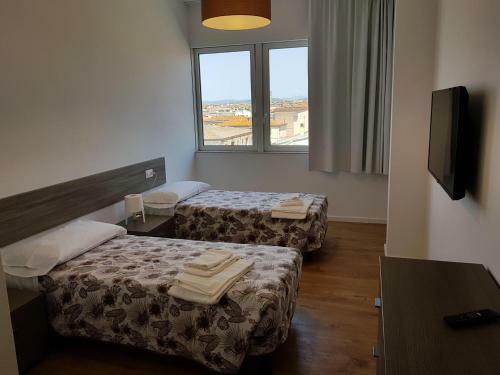Four Rooms Apartments