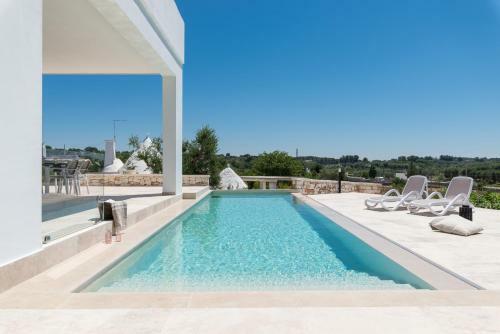 Charming Villas With Pool In Valle D'itria