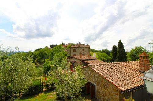 Molin Bianco-pian D'usciano Villa Sleeps 20 Pool